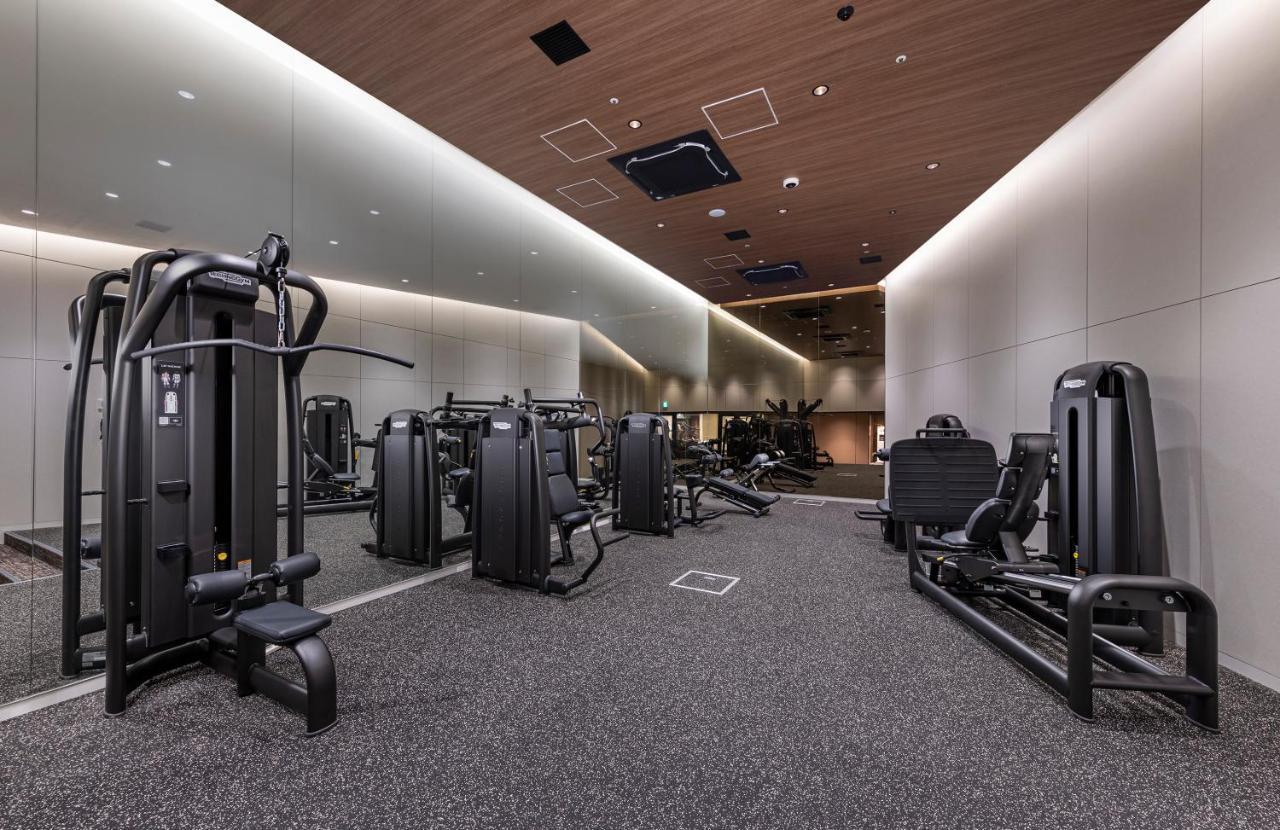 Villa Fontaine Premier Haneda Airport Tokyo Exterior photo The gym at the Ritz-Carlton, Osaka